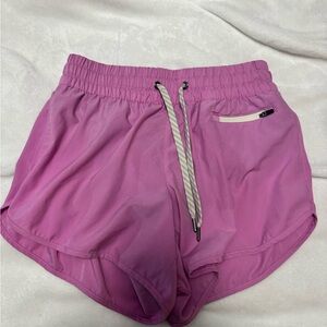 Vuori Clementine 4" Short